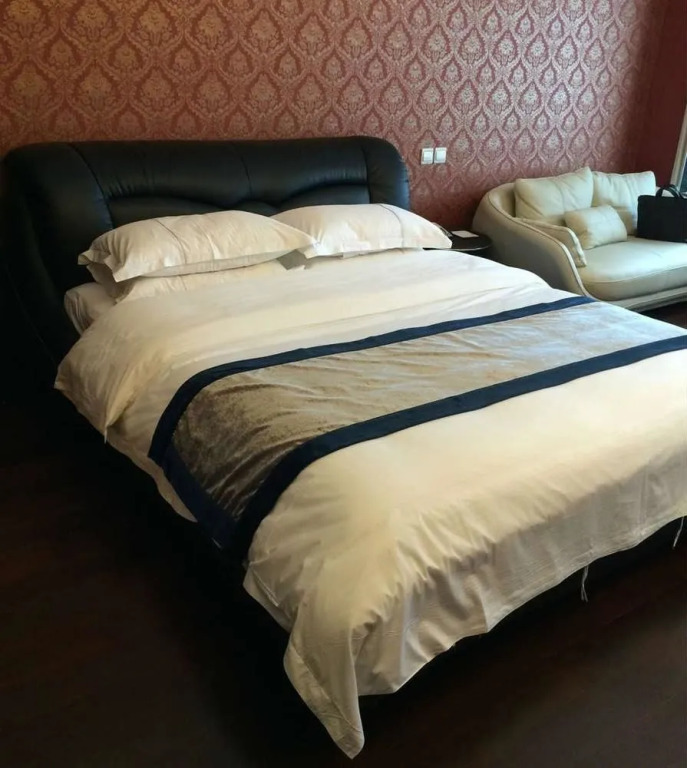 Chengdu Wes Kell Kate The Inn Boutique