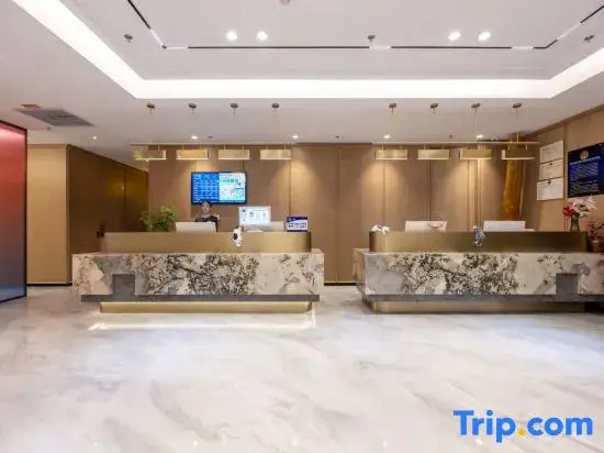 Super8 Hyatt  Hotel (Daxinghuangcun Railway Staion Subway Station Store)