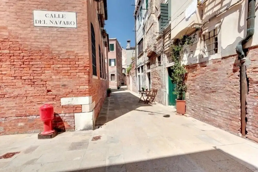 Guggenheim Collection Venice Apartment