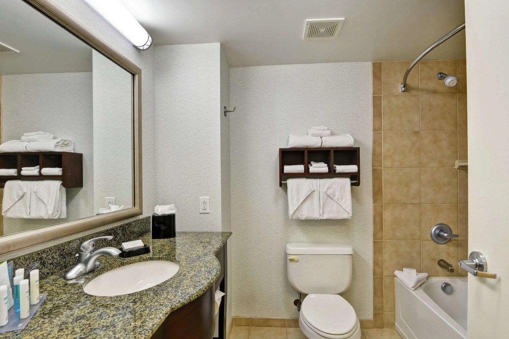 Hampton Inn & Suites Wilkes-Barre