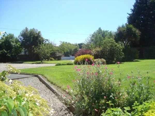 Old Orchard Lodge B&B