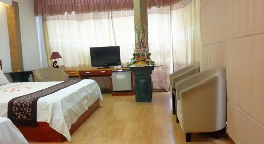 New Century Hotel