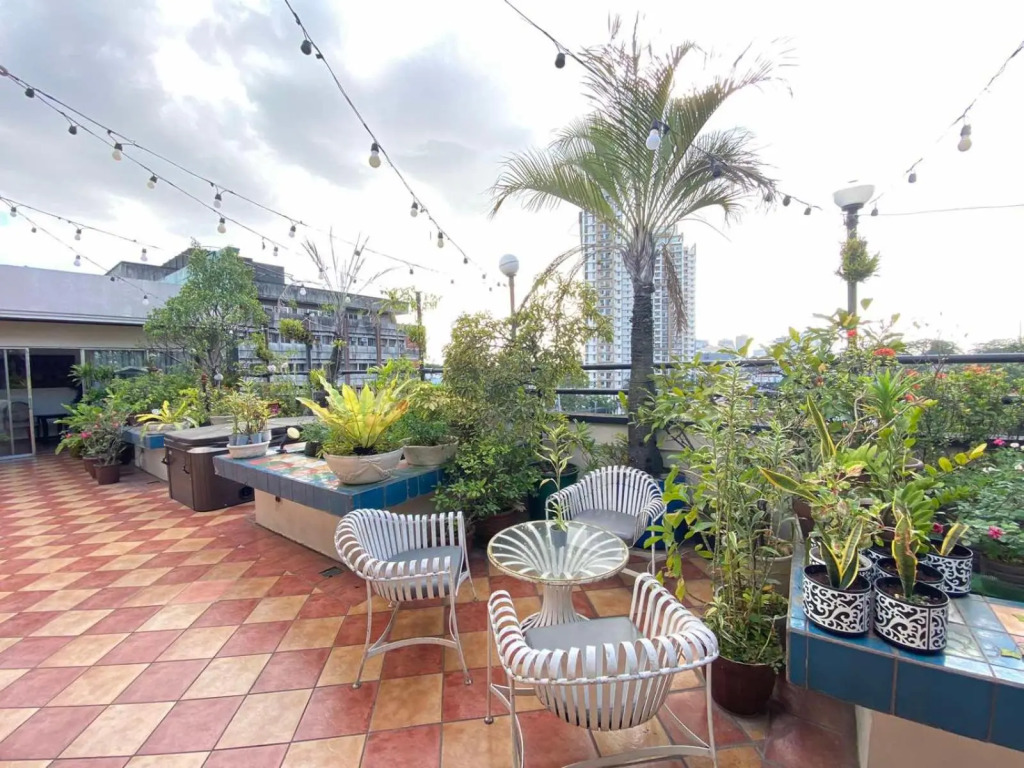 Stone House Quezon City