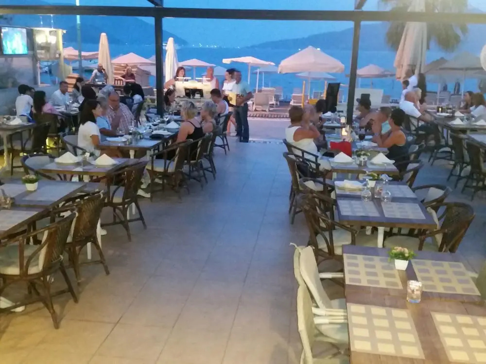 La Vita Beach Hotel