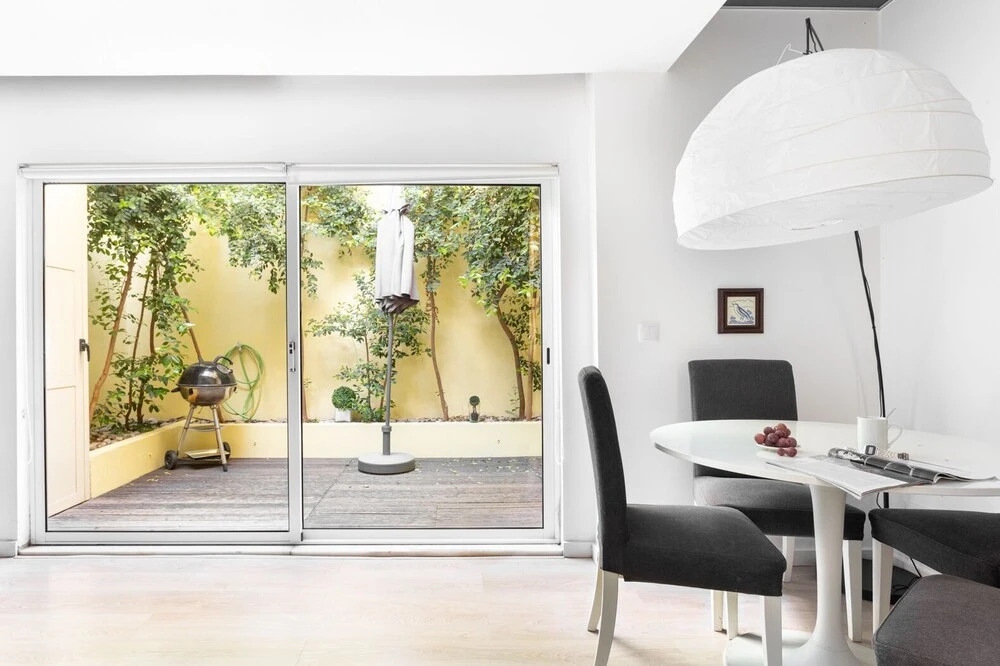 ALTIDO Graça 1-BR Apartment w/Green Terrace & BBQ