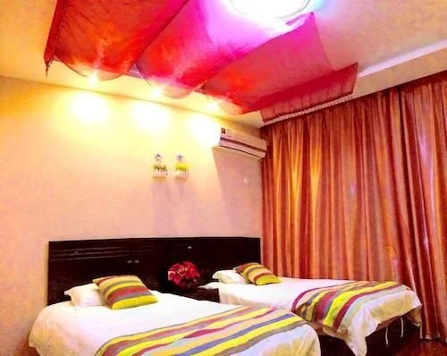 One-in-hundred Theme Hotel- Wuzhen Town