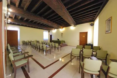 Villa Santa Maria dellArco - Centro Oreb