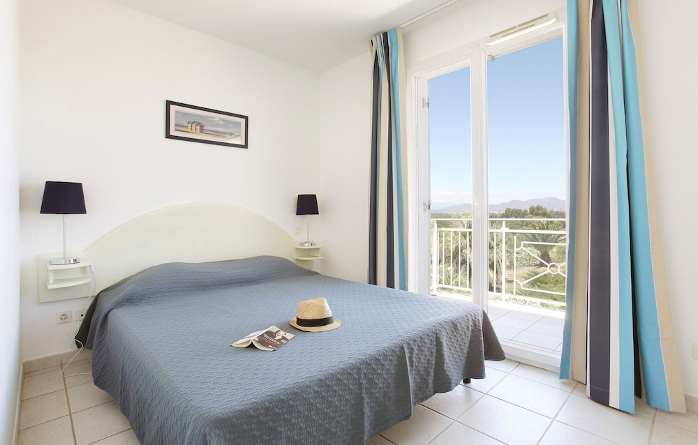 Coastal Stay for Groups