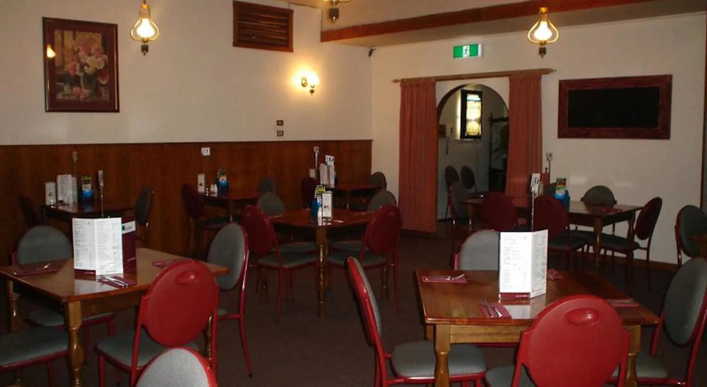 Bridge Hotel