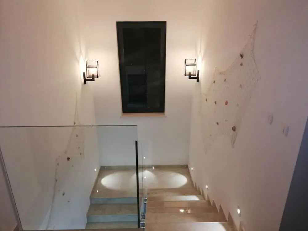 3 Bed Flat - Sleeps 6 - Garden - Parking - Wifi