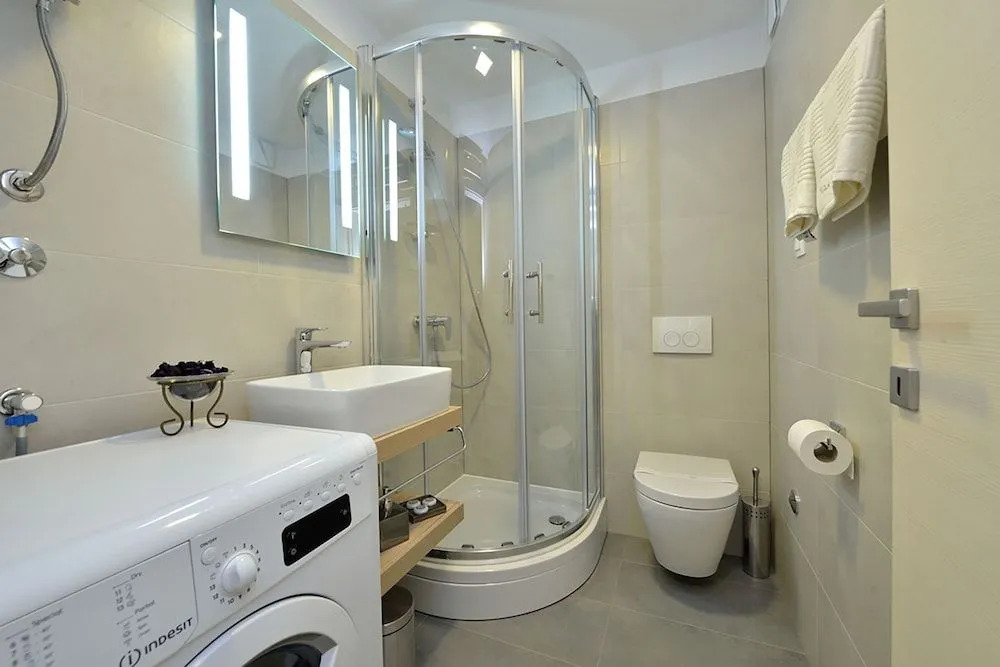 Apartment Karla Jedan
