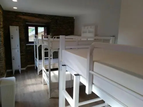 ALBERGUE CASTELOS