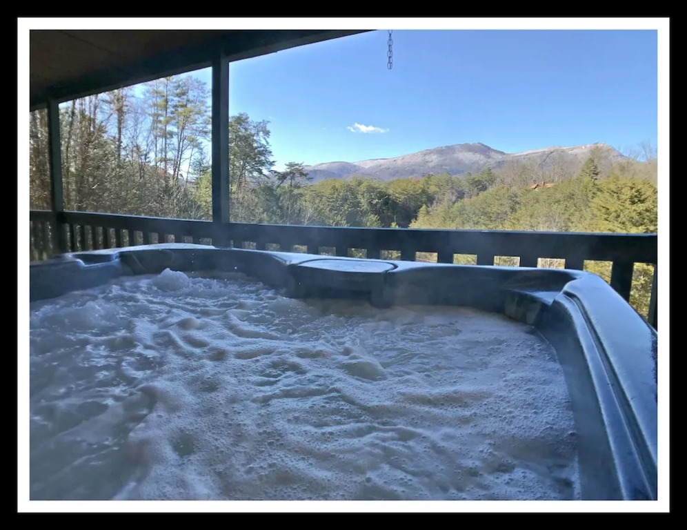 Shaconage 2 Bedrooms 1.5 Bathroom Cabin