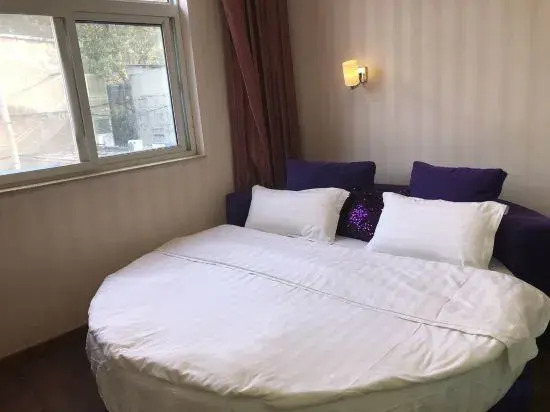 Xinxiang that month that fine guest room