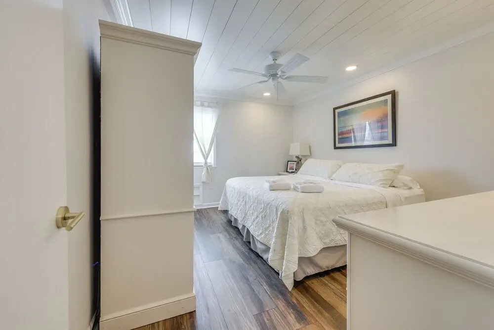 Walk to Beach & Marsh: Condo in Murrells Inlet