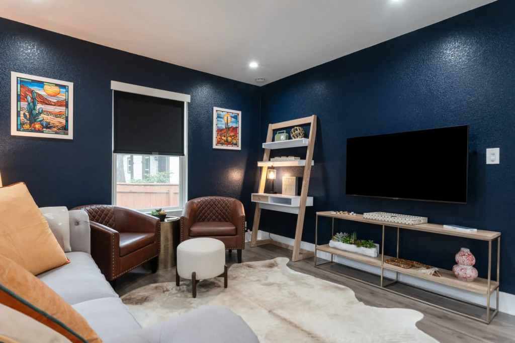 East Austin Bungalow w Backyard Near Golf Course