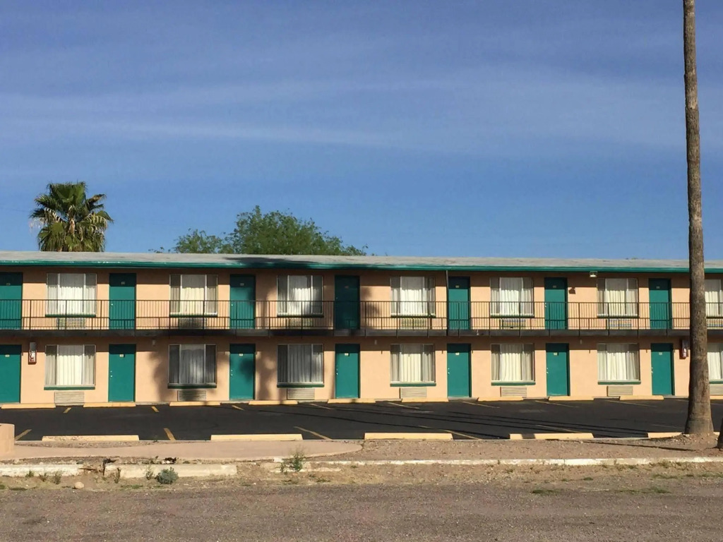 Amazon Motel