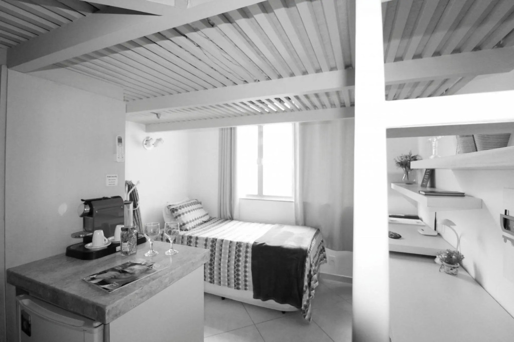 Pineapples A923 | Studio in Copacabana Z2
