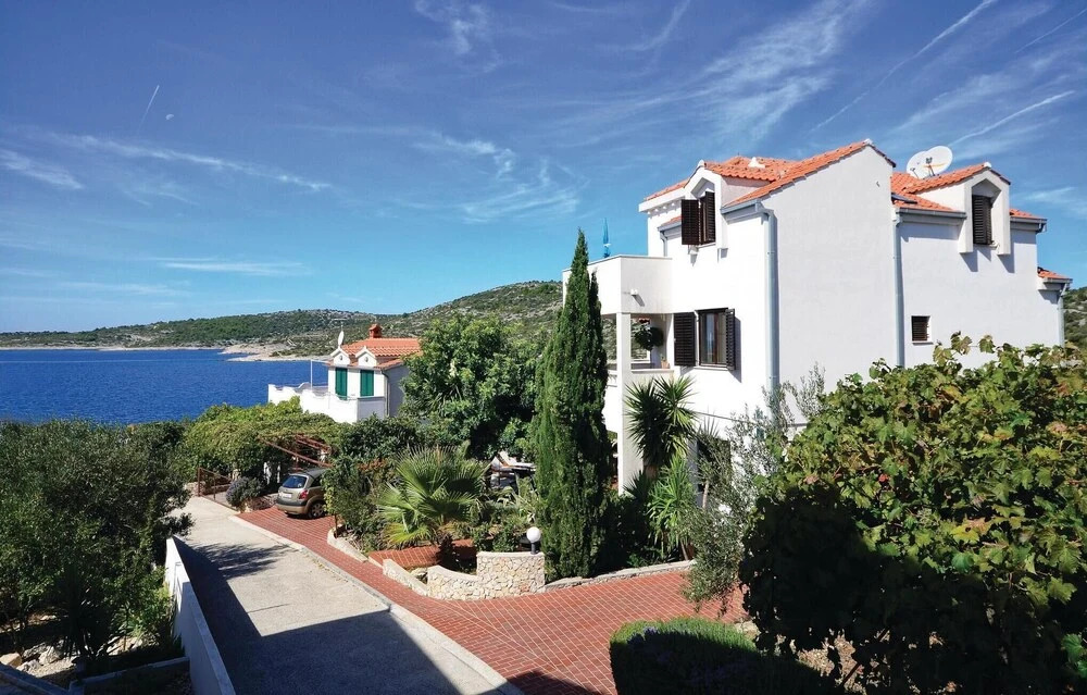 Gorgeous Home In Kanica