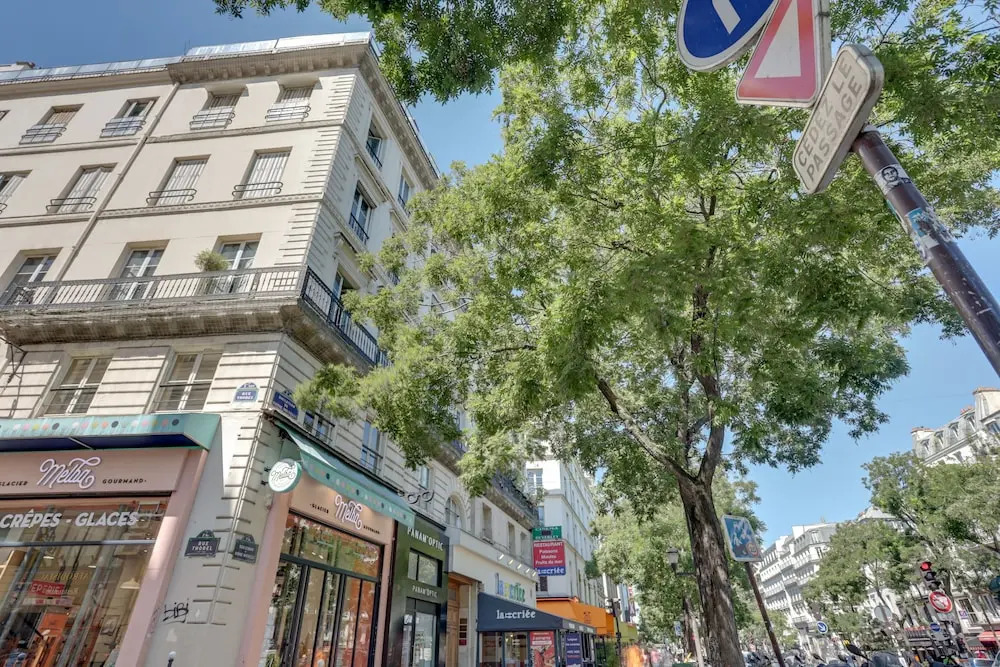 3 people apartment - Paris center by Weekome