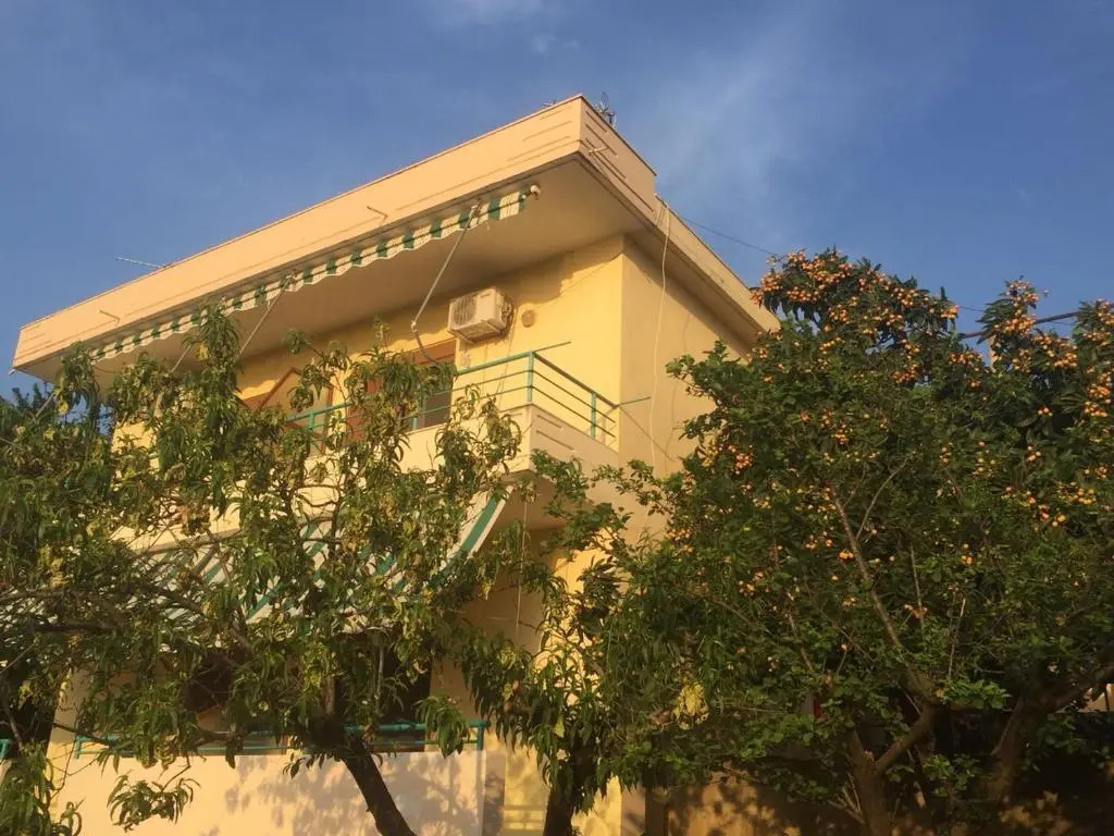 Pararse Apartments