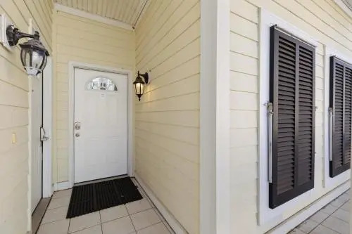 91 Waters Edge Folly Charm