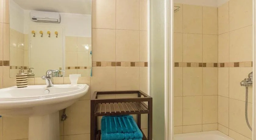 Villa Misita Elegant SeaView Rooms