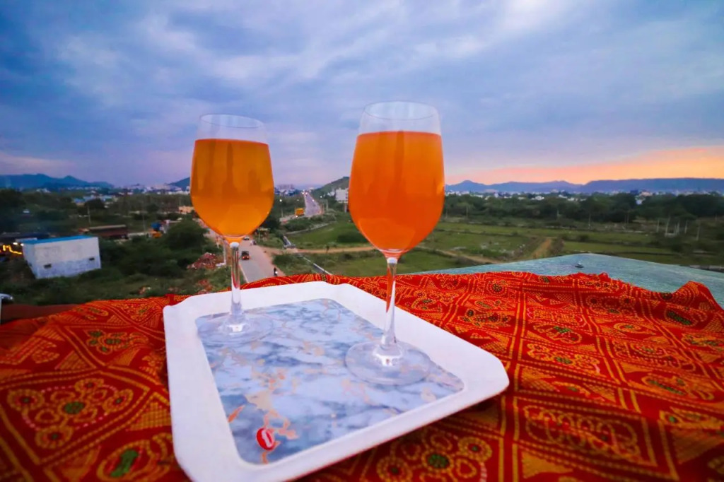 Hotel LAAKHAN BY GHUMO UDAIPUR