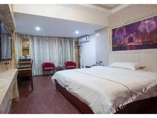 Huanan Hotel