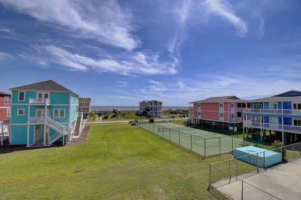 The Skipper 2 Bedroom Condo by RedAwning