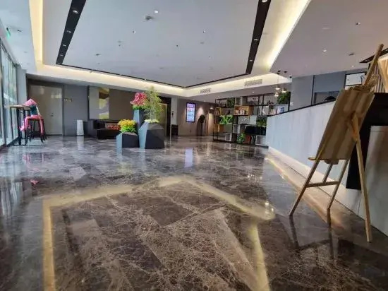 Homeinn Selected Hotel (Wuhan Wushang Mengshidai Baotong Temple)