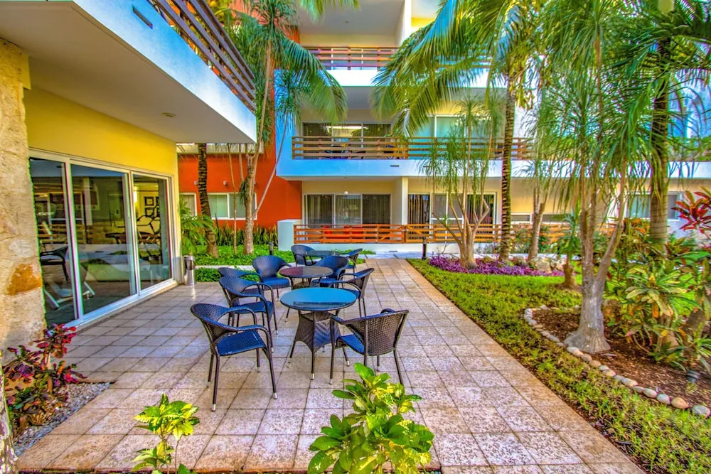 Brandnew Condo 2br Playa Del Carmen by Kvr