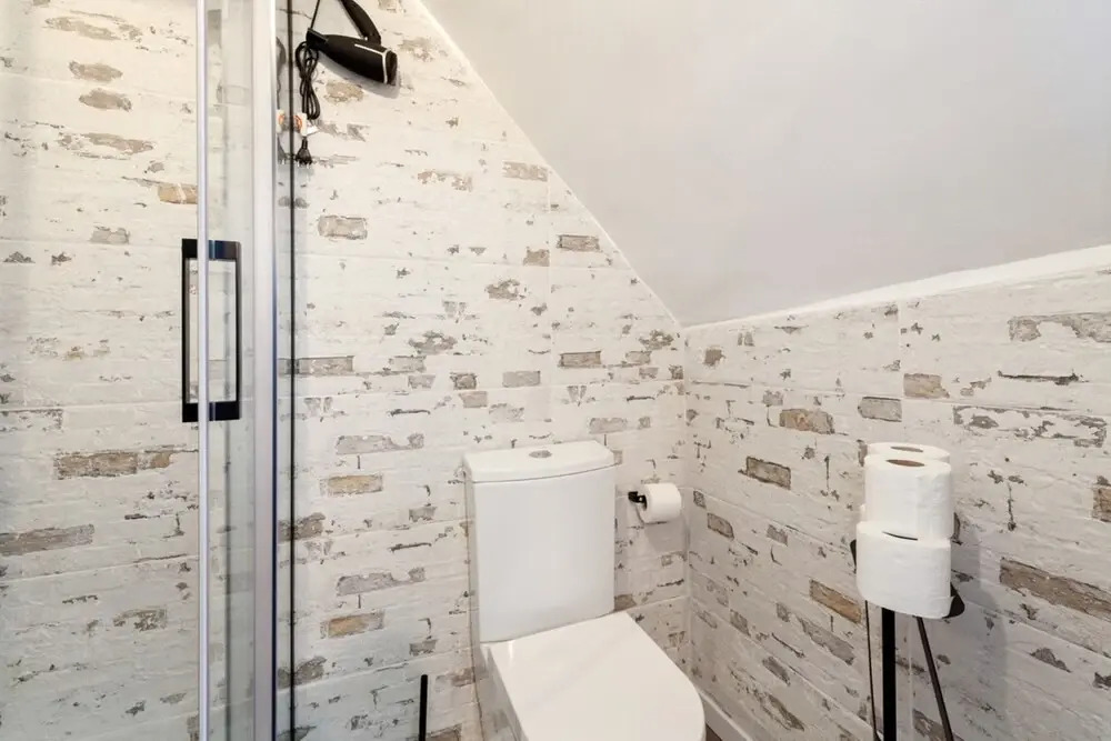 Cosy 1-Bedroom Flat Sleeps 3 in St George'S Castle
