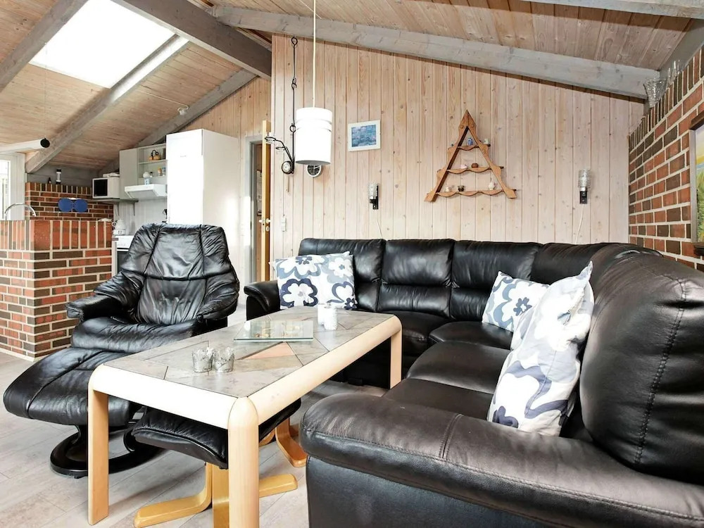 Vintage Holiday Home in Henne With Sauna