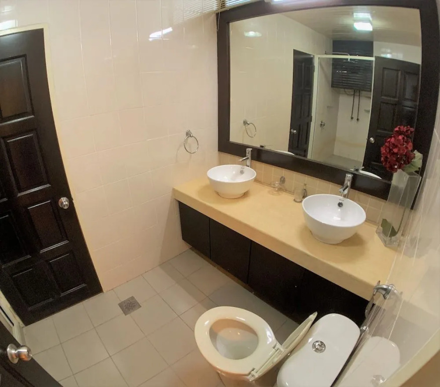 Bukit Bintang Fahrenheit88 Apartment by Sarahs Lodge