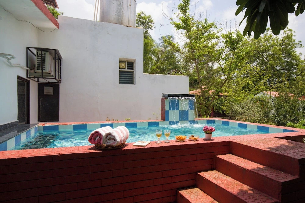 Alaya Stays Sheilma Farm 4 BHK with pool
