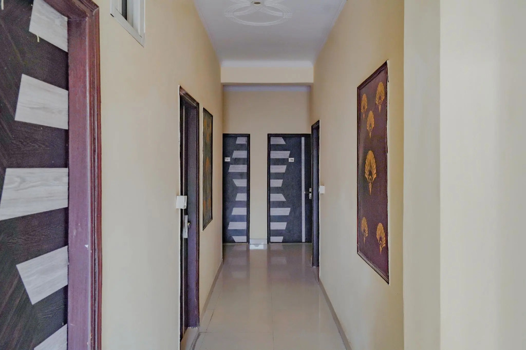 OYO 71883 Hotel Ting Tong