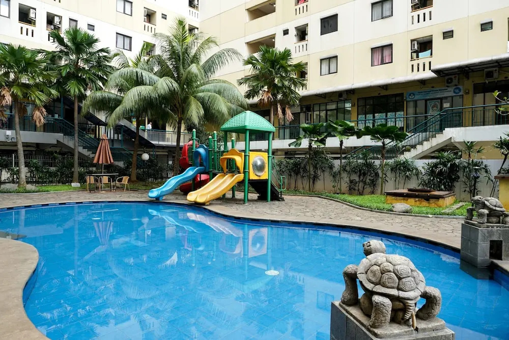 Comfortable Studio Room At Kebagusan City