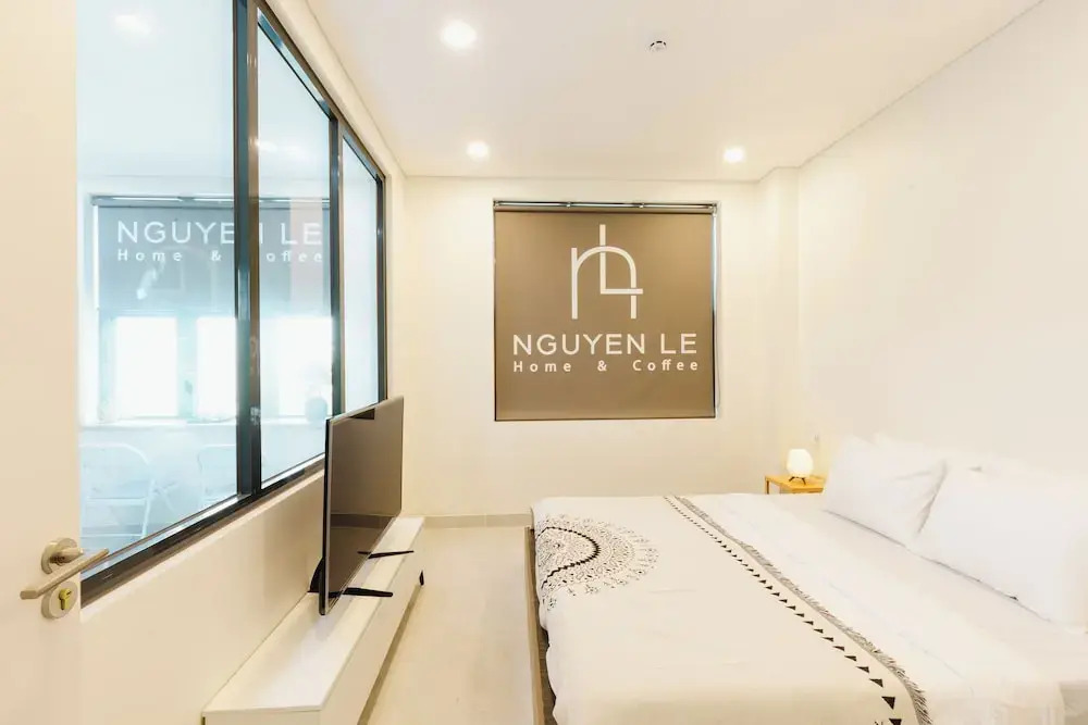 Nguyen Le Pearl Central Saigon District 1