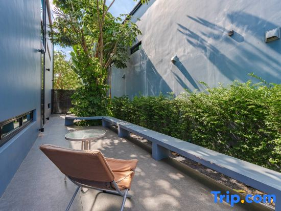 Villa Chuly - 3 BR Luxurious Pool villa in Phuket