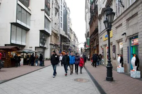 Elisabeth Apartment on Váci Street