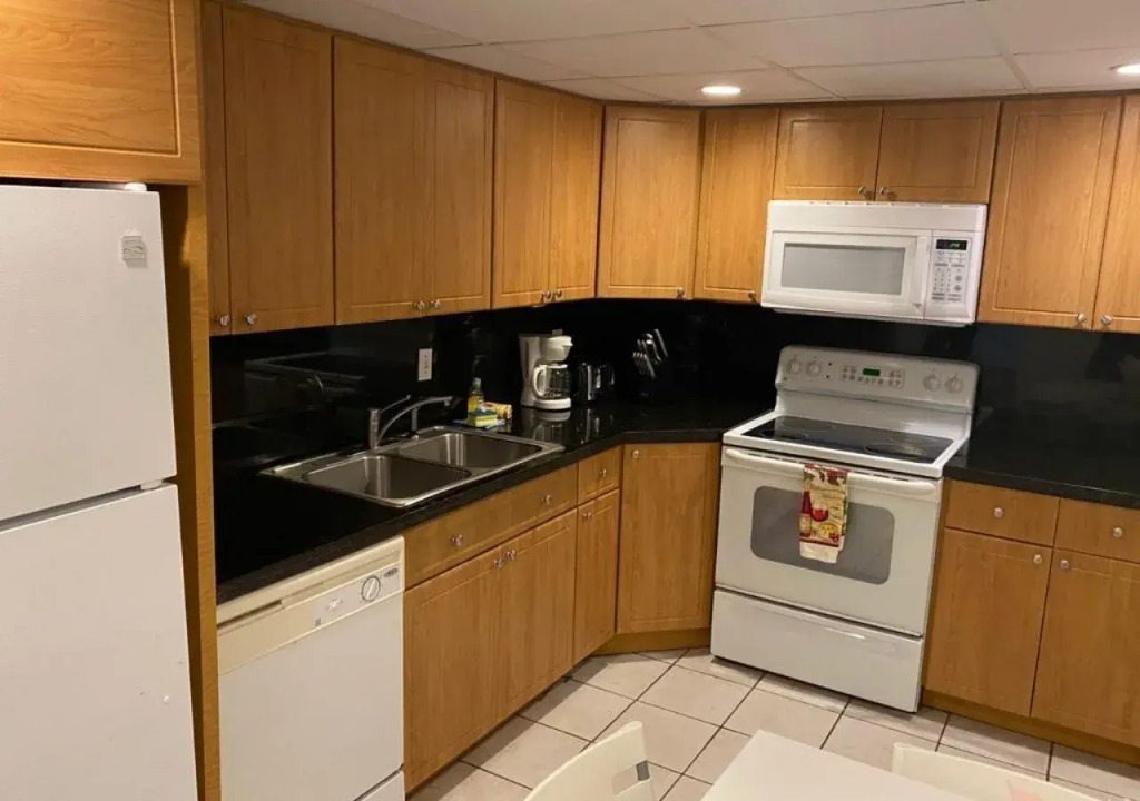 Hallandale Beach Intracoastal View Apartments