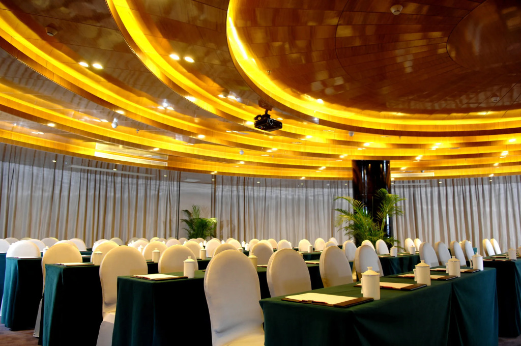 Haoyin Gloria Plaza Hotel