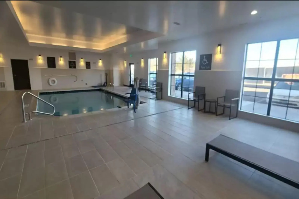 Comfort Suites Cheyenne