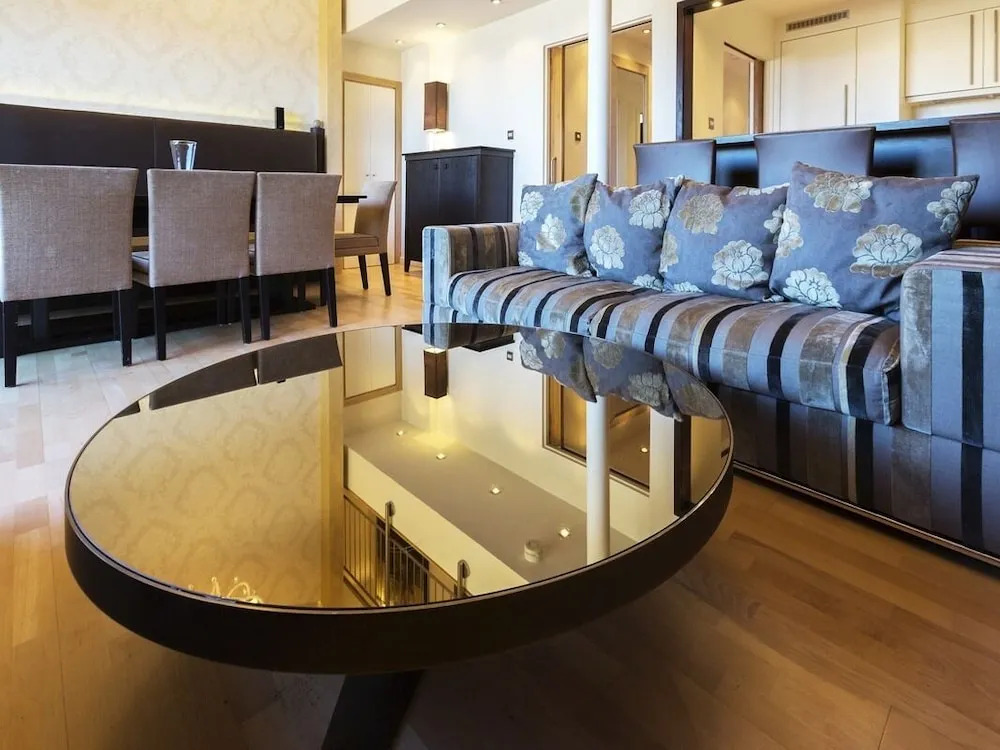 Luxurious Braemore City Centre Apartment