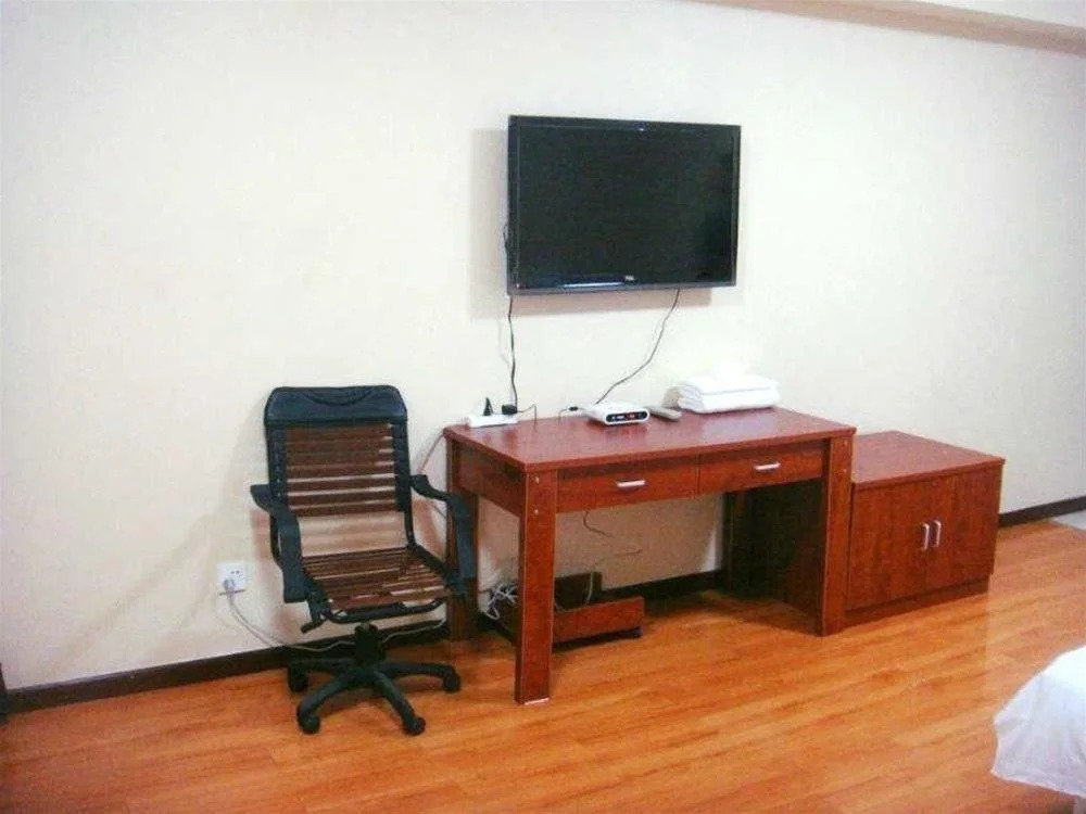 Sunshine Theme Apartment
