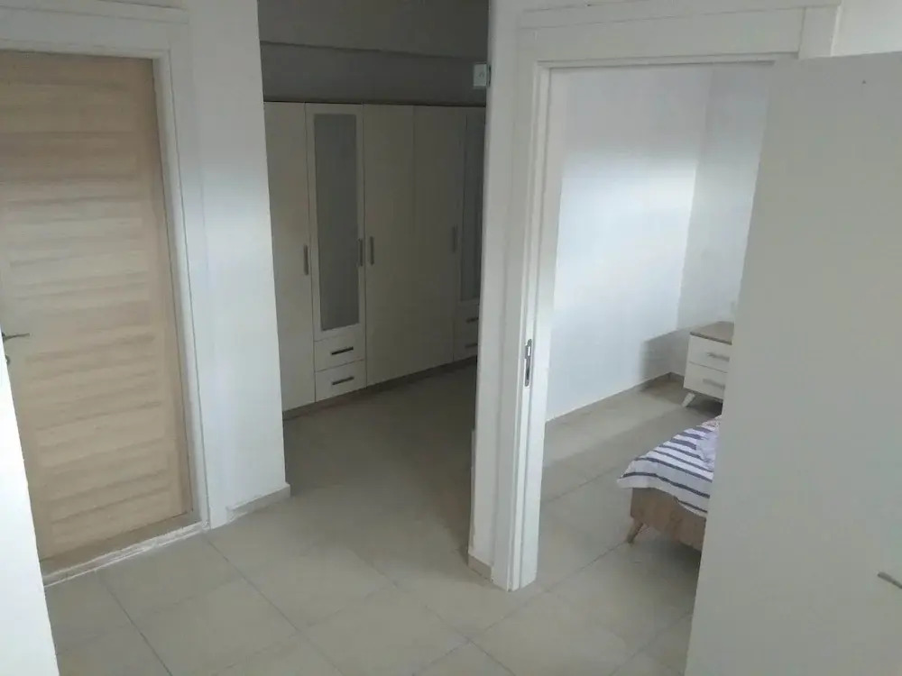 Paddys Apartments, Hisarönü
