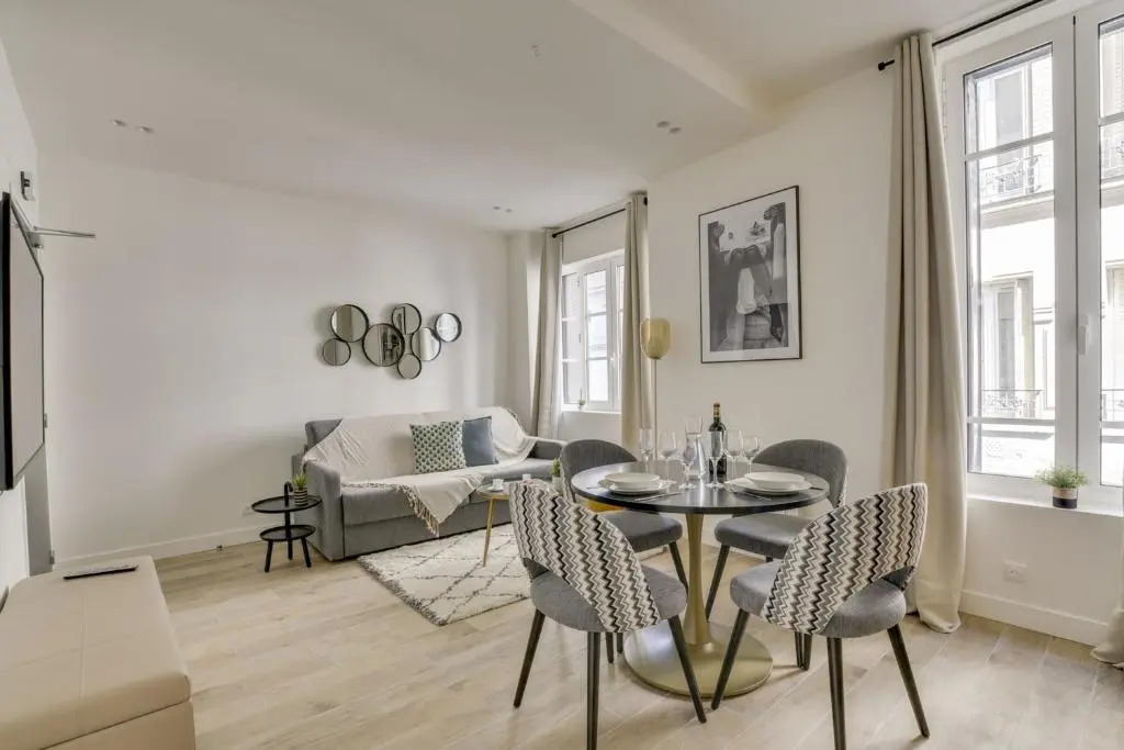 152 Suite Sylvie Superb Studio PMR Paris