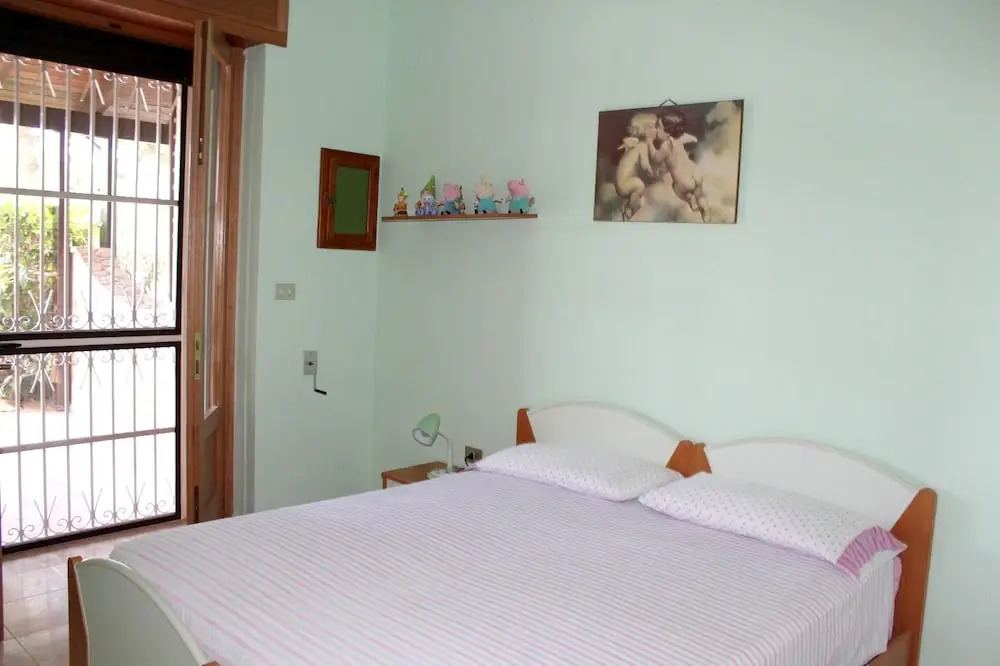 House With 2 Bedrooms in Capilungo, With Wonderful sea View and Enclosed Garden Near the Beach