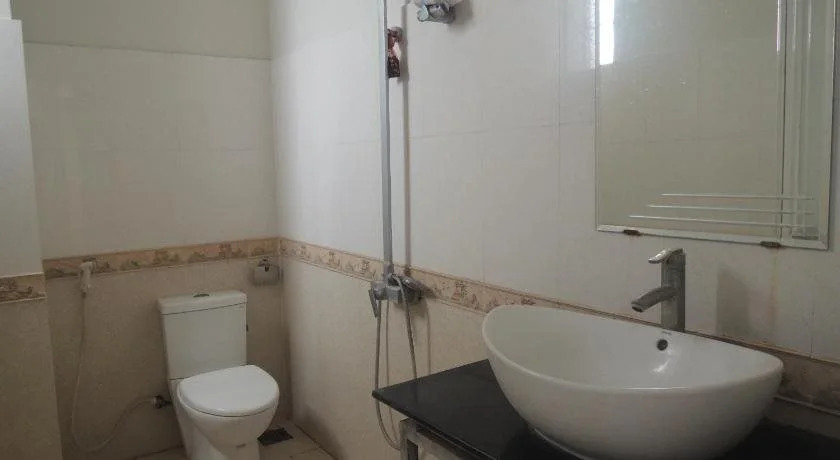 Tuyet Linh Hotel
